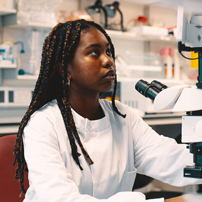 Dominique Baptiste - UNIQ+ Research Intern, Department of Biology